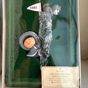 Vintage Hallmark 1982 Frosty Friends Keepsake Ornament (3rd in the Series)